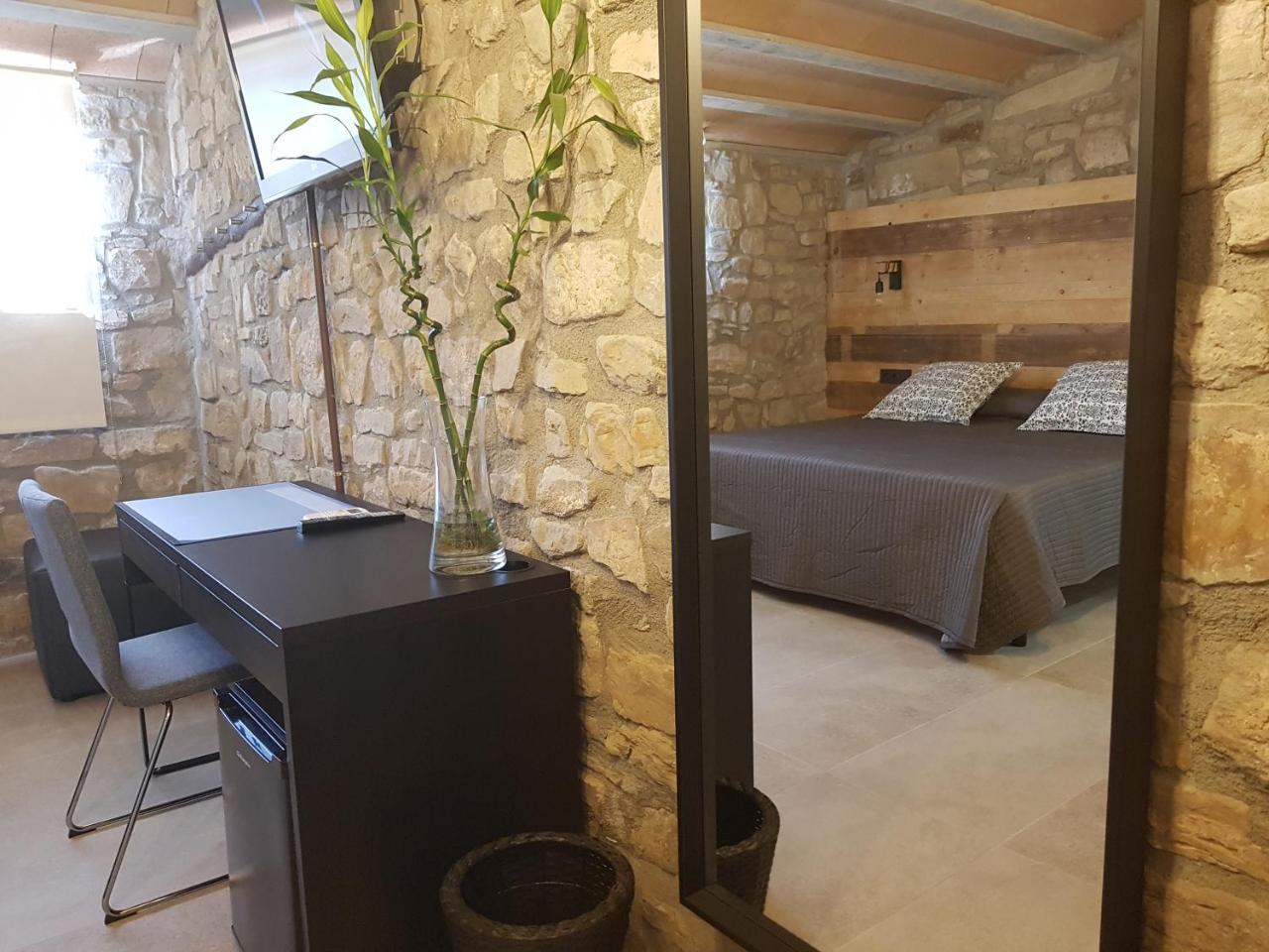 Les Muntades Villa Jorba Buitenkant foto